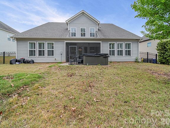 5th image of 9524 Hightower Oak St