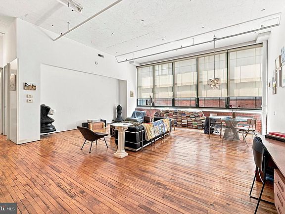 3rd image of 314 N 12th St APT 505