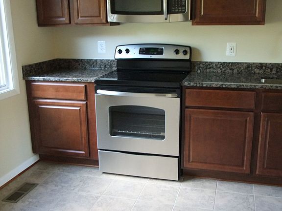 2nd image of 12655 Castile Ct