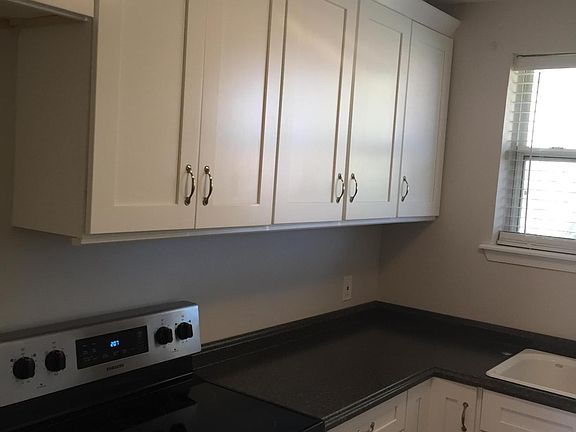 5th image of 605 2nd Ave N APT 4