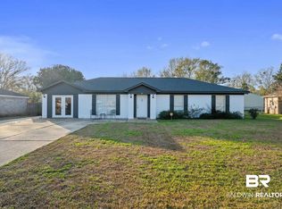 41 Magnolia Cir, Foley, AL 36535