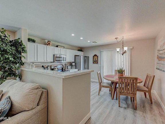 5th image of 2477 E Meadow Land Dr