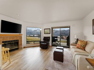 100 Lake Chelan Shores Dr #18-1, Chelan, WA 98816