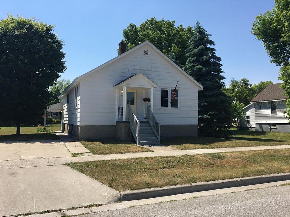 1st image of 426 Avery St
