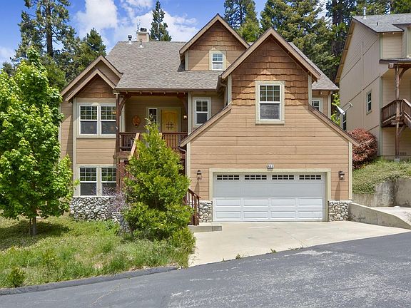 3rd image of 463 Clearwater Ln
