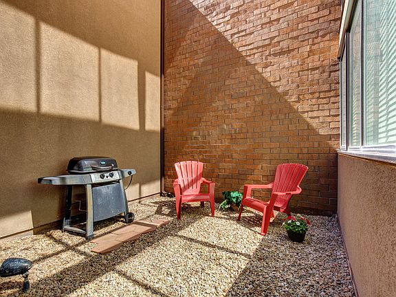 4th image of 1706 Captain Molly Dr #319