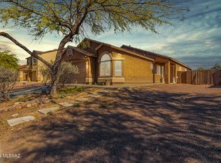 7479 S Brackenbury Dr, Tucson, AZ 85746