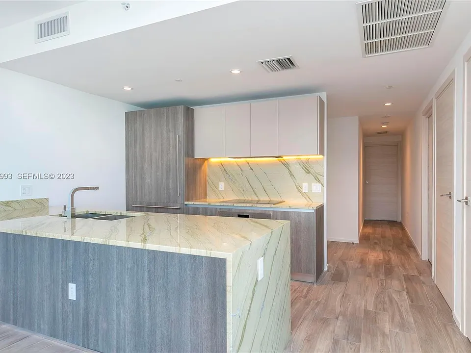 801 S Miami Ave #1304