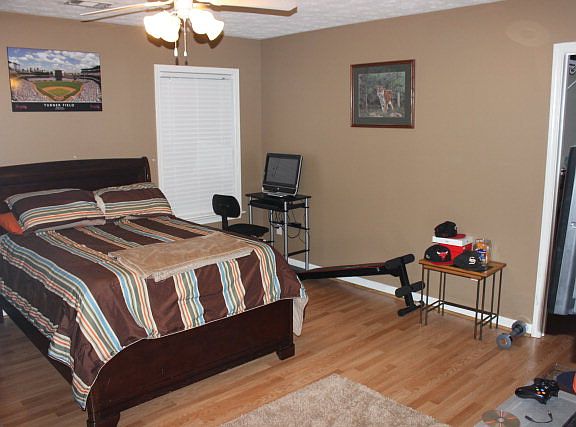 4th image of 4542 Lee Road 175