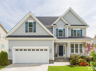 536 Crimson Oak Ln, Fuquay Varina, NC 27526
