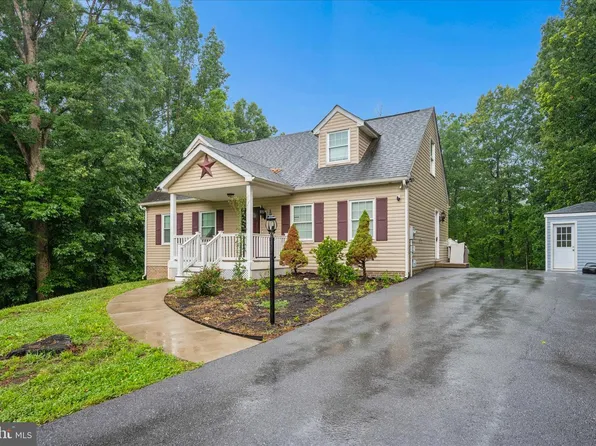16300 Kaiser Ct, Hagerstown, MD 21740