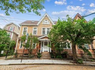 19 Fairmount Ter, Jersey City, NJ 07306