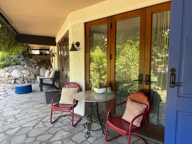 1215 Bluebird Canyon Dr — Photo 1