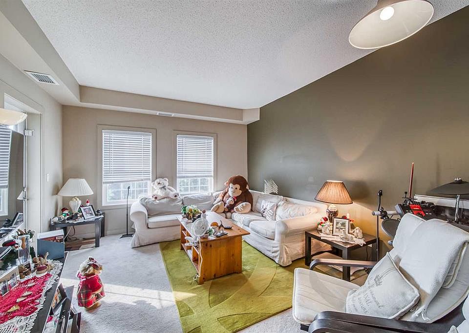 11811 Lake Fraser Dr SE Calgary, AB, T2J7J1 Apartments for Rent Zillow
