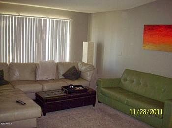 5th image of 10700 E Clinton St