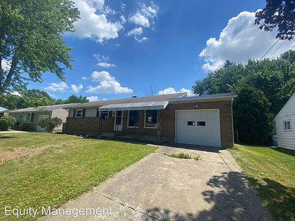 2nd image of 1047 Leslie Ln