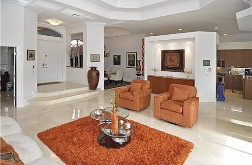 1st image of 2537 Montclaire Cir