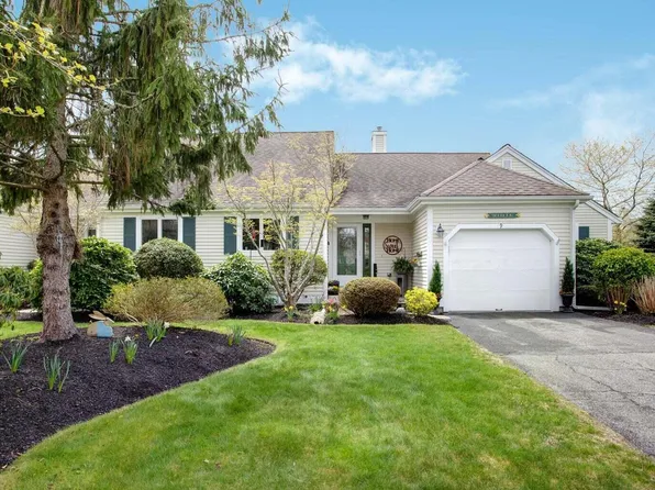 9 Bonwood Drive, Mashpee, MA 02649
