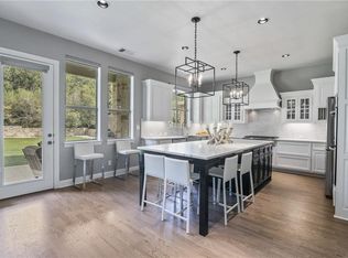 400 Emerald Ridge Dr, Austin, TX 78732