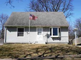 156 W Post Rd NW, Cedar Rapids, IA 52405