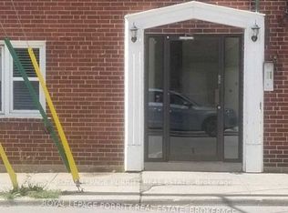 2773 Lake Shore Blvd W #4, Toronto, ON M8V1H4