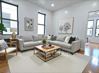 24-28 35th St #1, Astoria, NY 11103