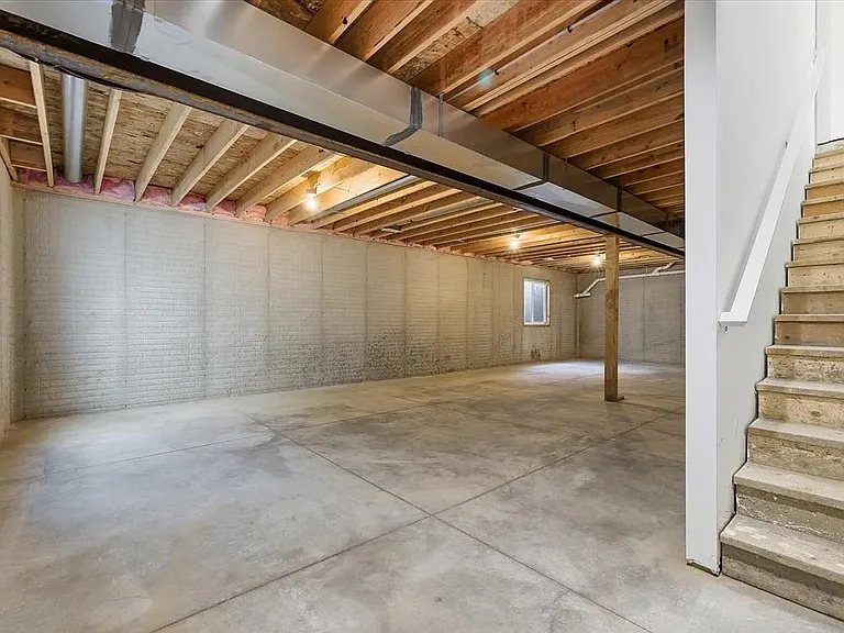 22953 Cayuse St — Photo 4