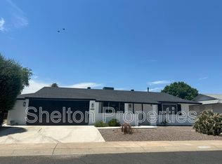 10806 W Camelot Cir, Sun City, AZ 85351