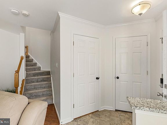 5th image of 507 Hupps Hill Ct