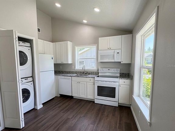 2nd image of 357 N Main Ave
