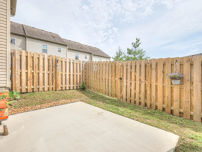 2013 Abbingdon Way — Photo 20