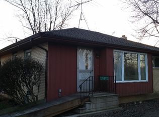 384 Ott Rd, Bay City, MI 48706