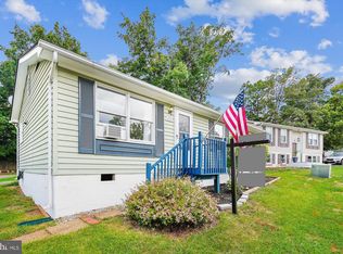 625 York Ln SE, Leesburg, VA
