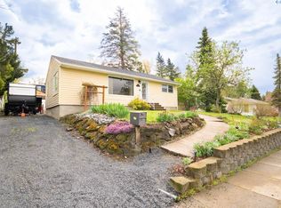 1040 NW Clifford St, Pullman, WA 99163
