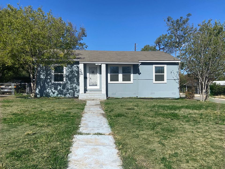 1st image of 2701 W Craig Pl