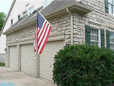 2nd image of 3907 Tarrington Ln