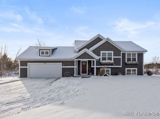 8986 Polk St, Zeeland, MI 49464