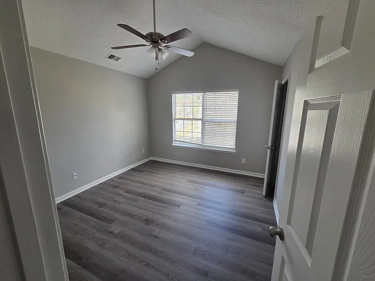 2708 Rozzelles Landing Dr — Photo 14