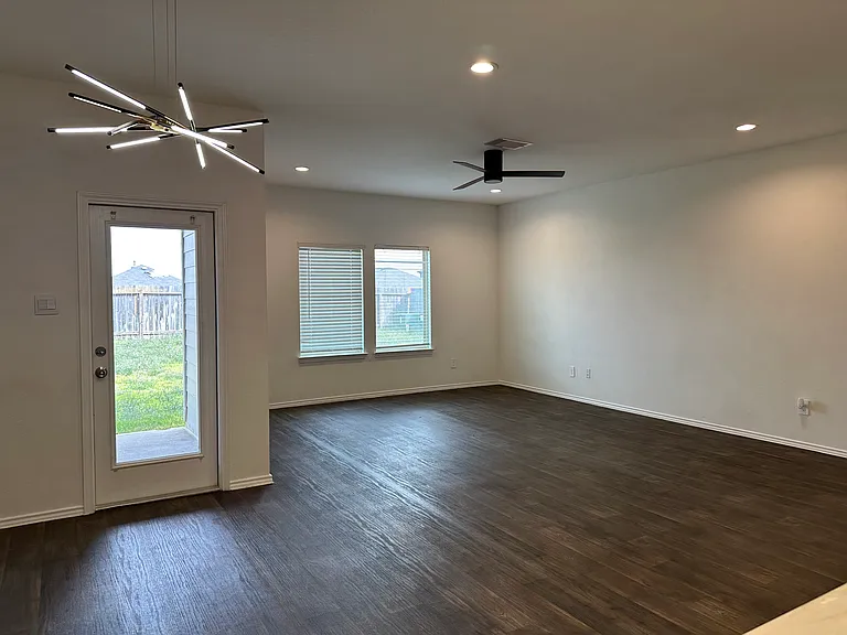 5122 Moonlit Garden Ln — Photo 5