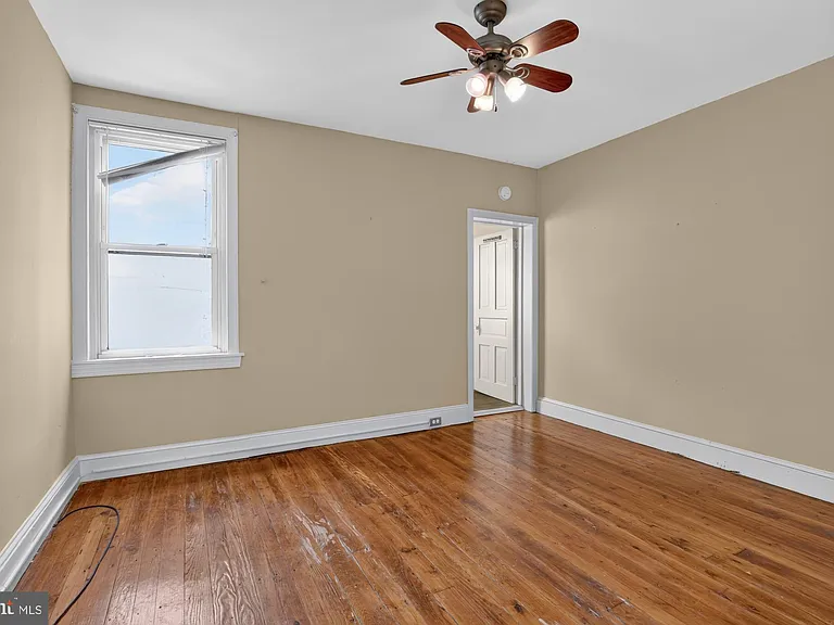 2228 Taggert St — Photo 13