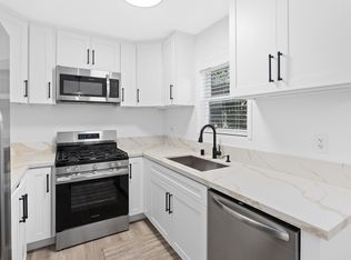 11627 Mayfield Ave APT 9, Los Angeles, CA 90049
