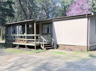 601 Red Mountain Dr, Grants Pass, OR