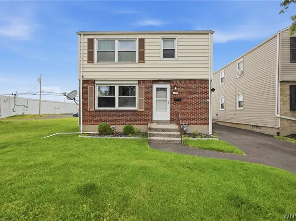 179 Woodward Ave, Kenmore, NY 14217