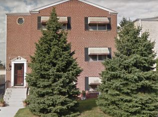 8454 W Oak Ave #1, Niles, IL 60714