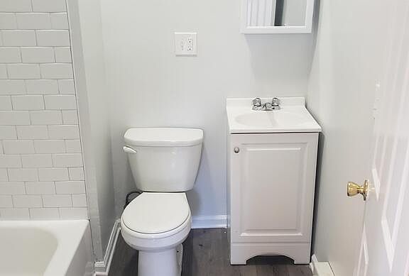 2nd image of 430 Liberty St #2G