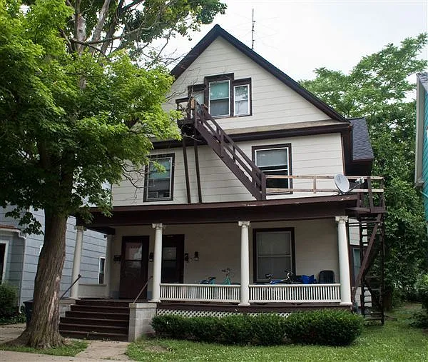 423 Hamilton Pl