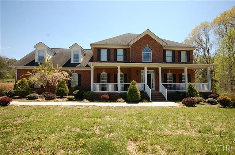 1st image of 1429 Dogwood Hills Dr