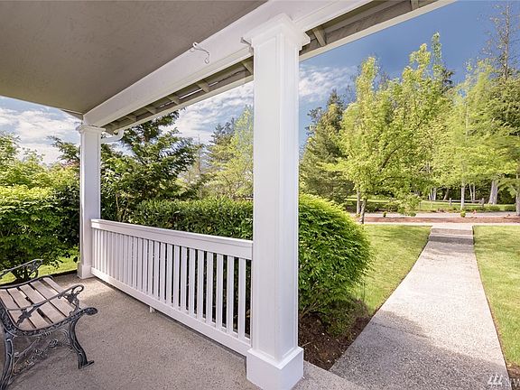 2nd image of 22731 NE Fern Reach Cir