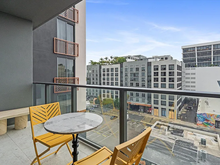2700 NW 2nd Ave #640 — Photo 5