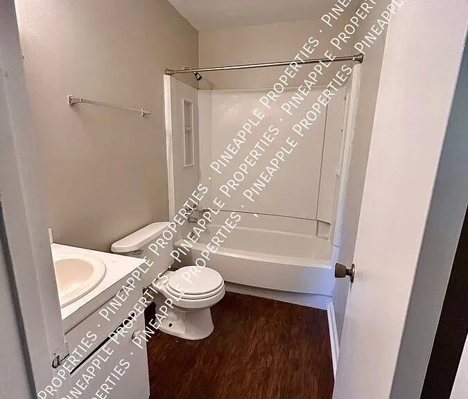 184 Dorchester Manor Blvd #A — Photo 12